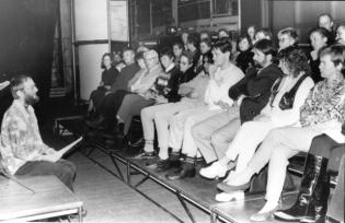 Holger Uske bei der Programmpremiere Zeit-Los, Haus Philharmonie Suhl, November 1995