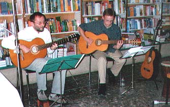 Holger Uske und Mario Götz bei der Premiere des Buches Zwielicht, Buchhaus Suhl, 27. Mai 2003